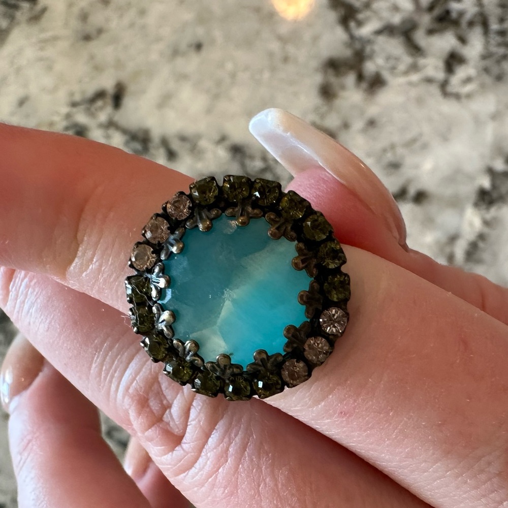 Sorrelli ring. Beautiful and catches the light well. Great condition.